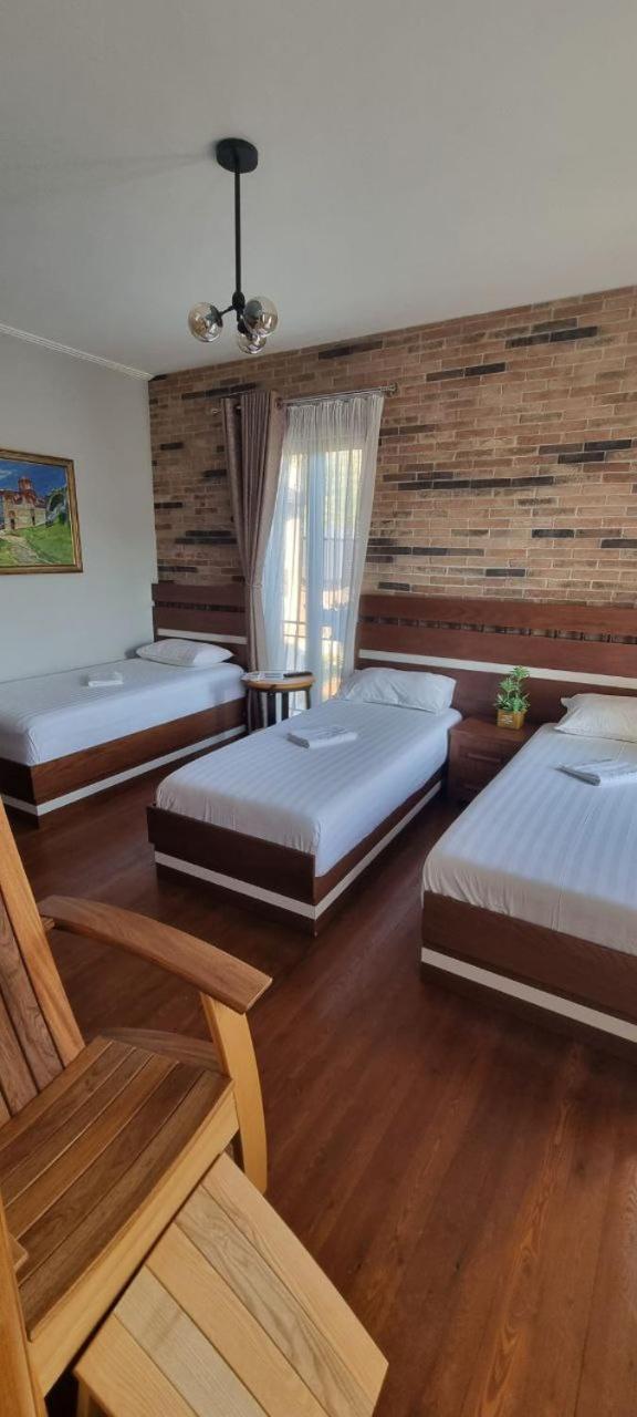 בראט Nurellari Winery Cellar And Guest House מראה חיצוני תמונה