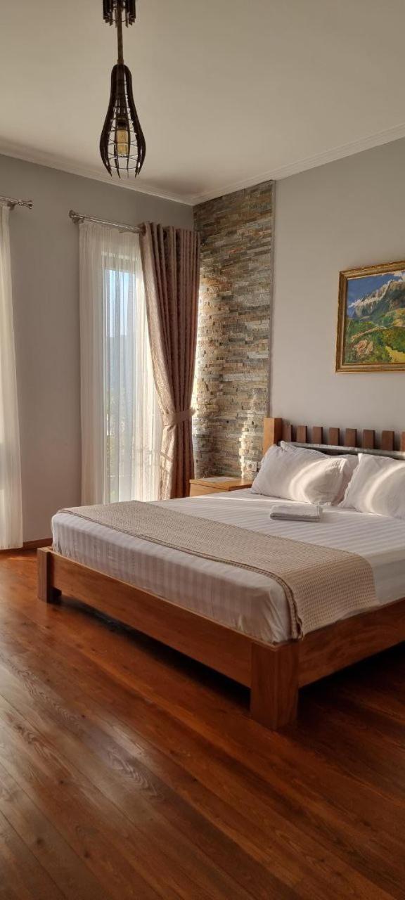 בראט Nurellari Winery Cellar And Guest House מראה חיצוני תמונה
